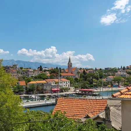 Villa Sleeps 8 Pool Sumartin